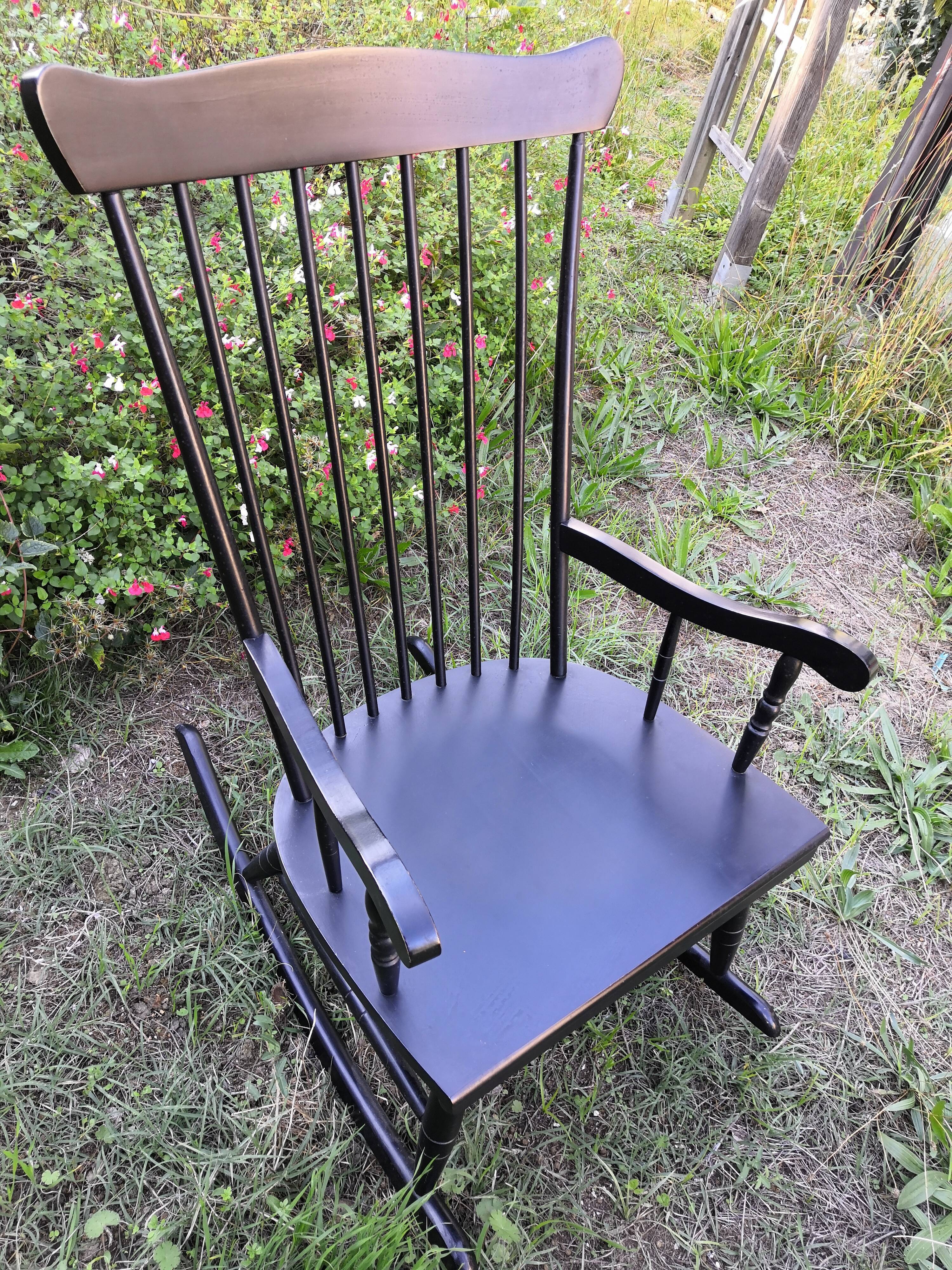 Scandinavian black rocking-chair