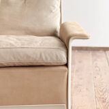 Fauteuil design 620 en cuir suédé beige par Dieter Rams, Vitsœ, Mid-Century