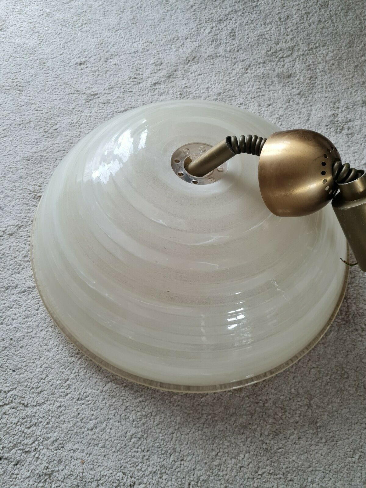 Vintage suspension with variable height in molded plastic in light sand color