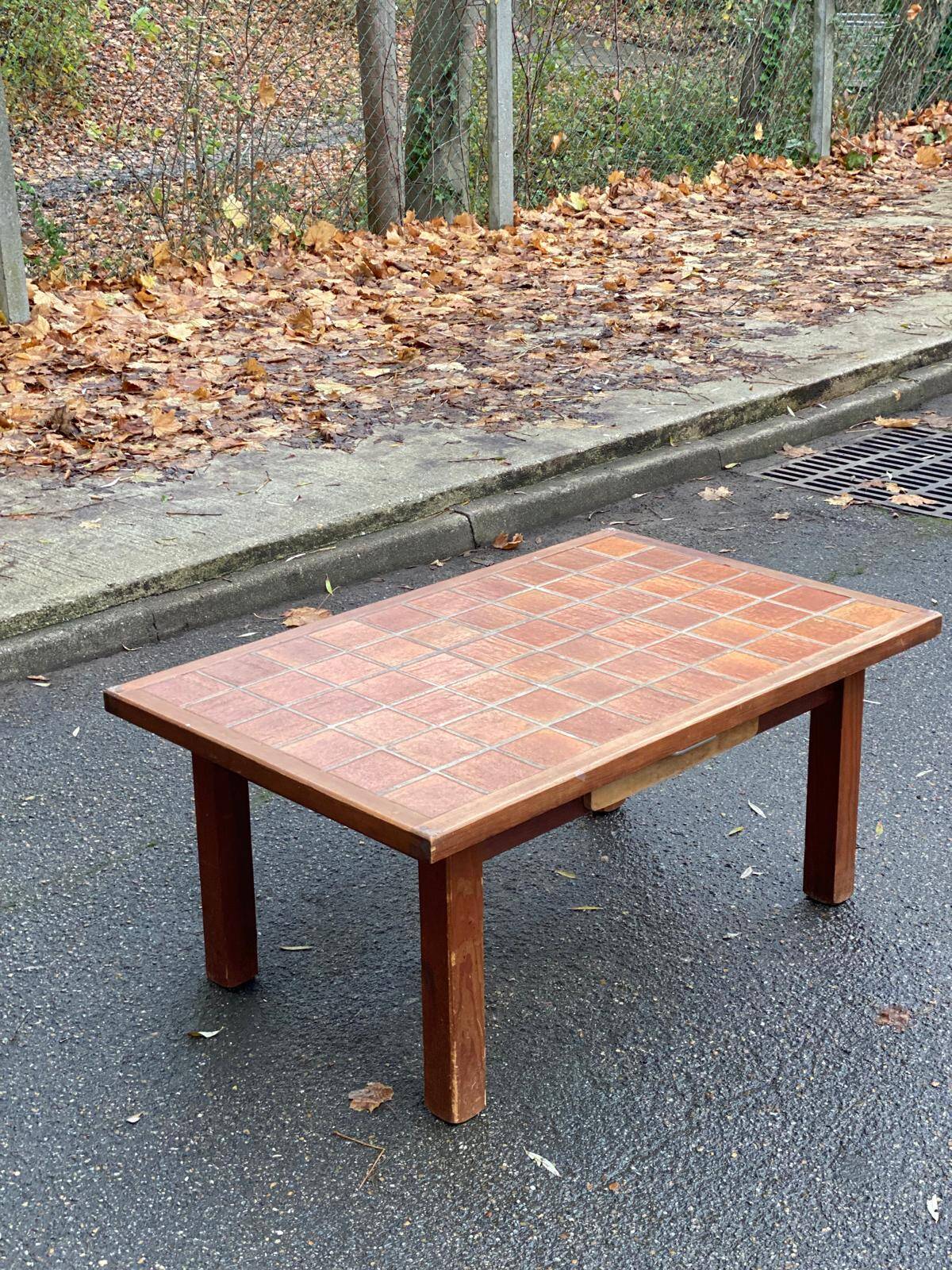 Table basse vintage en chêne et céramique