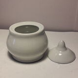 Set of 4 small covered pots in white porcelain