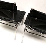 2x Vintage black leather armchair by Strässle HE1106 designed by Hans Eichenberger