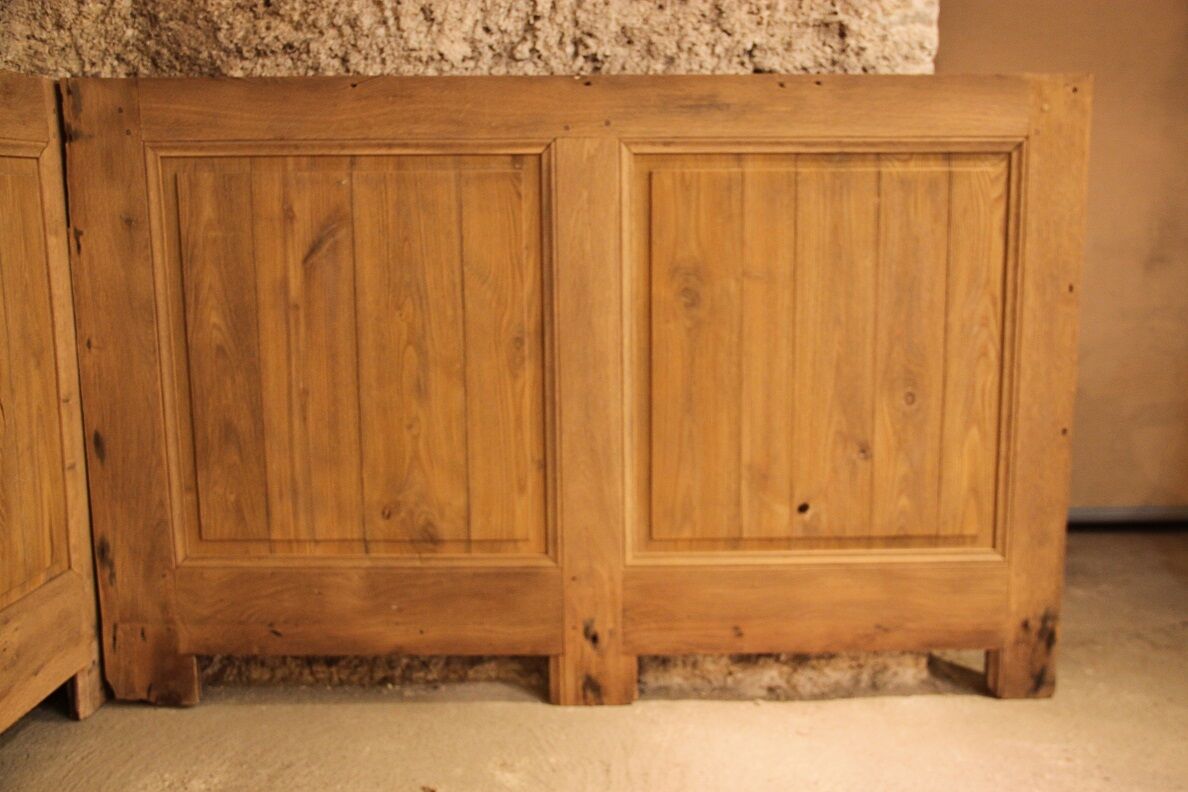 Wood panels in oak XIX emu