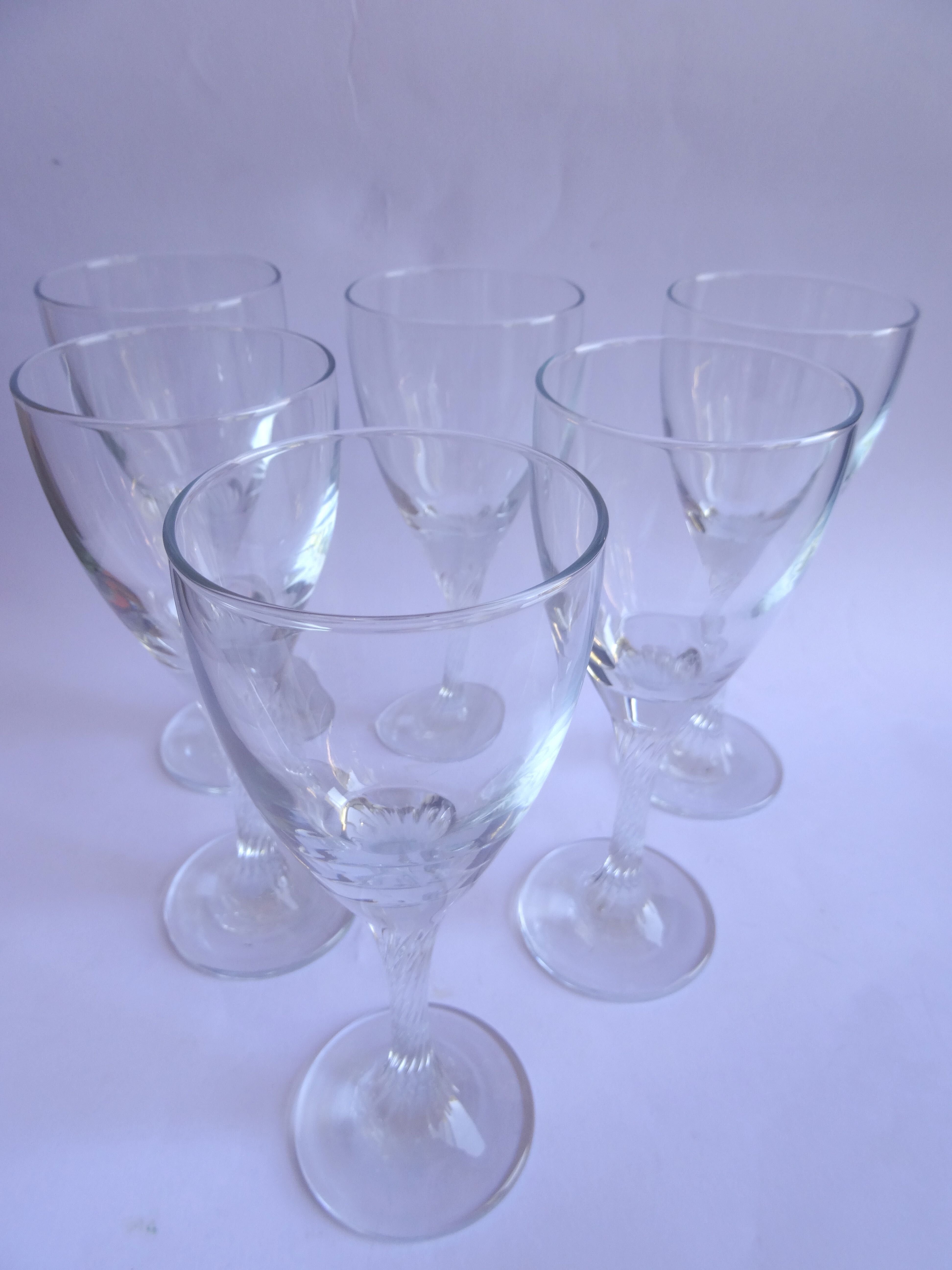 6 twisted feet wine glasses
