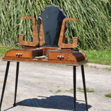 Child dressing table