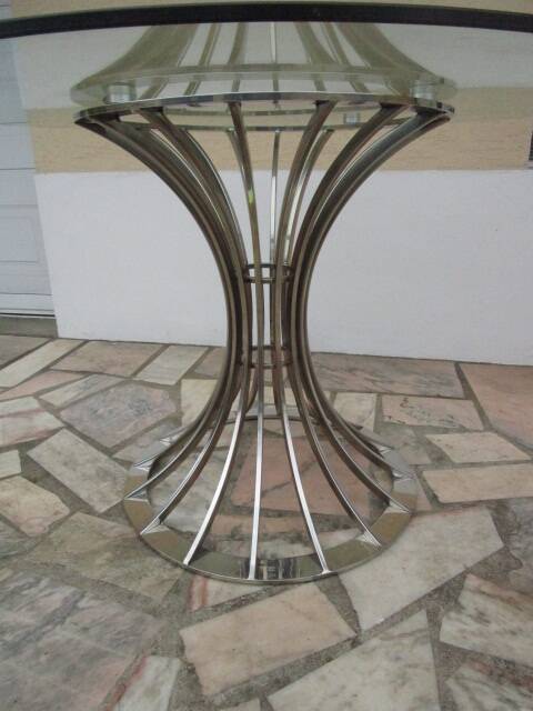 Table ronde en verre dans le goût de Gastone Rinaldi, 1970