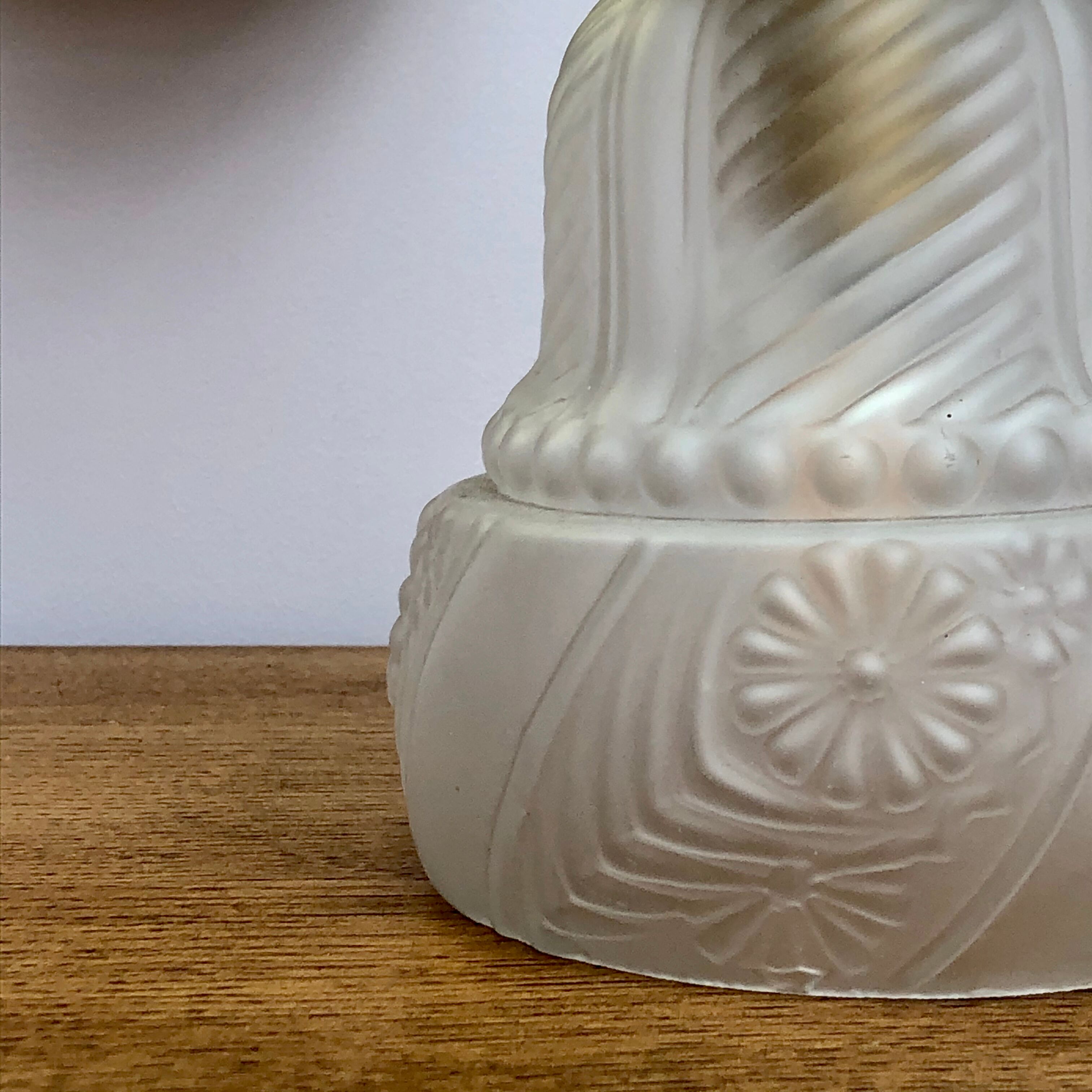 Gold bent wall light vintage tulip in frosted glass