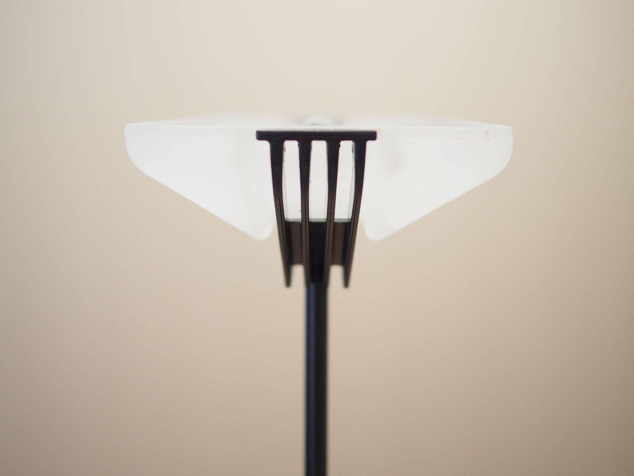 Lampadaire, design italien, années 1970, production : Italie