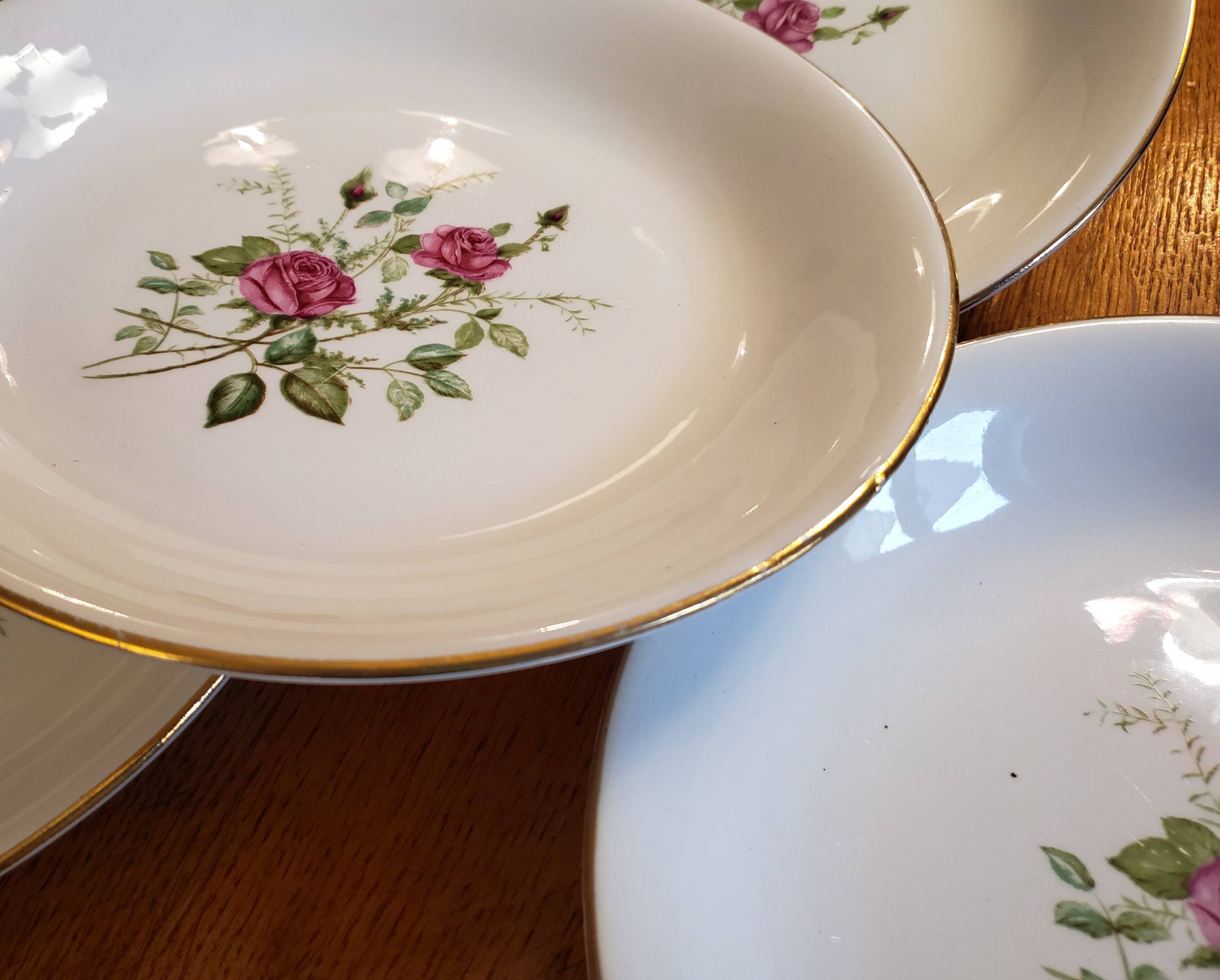 Pompadour 60's collection hollow plates