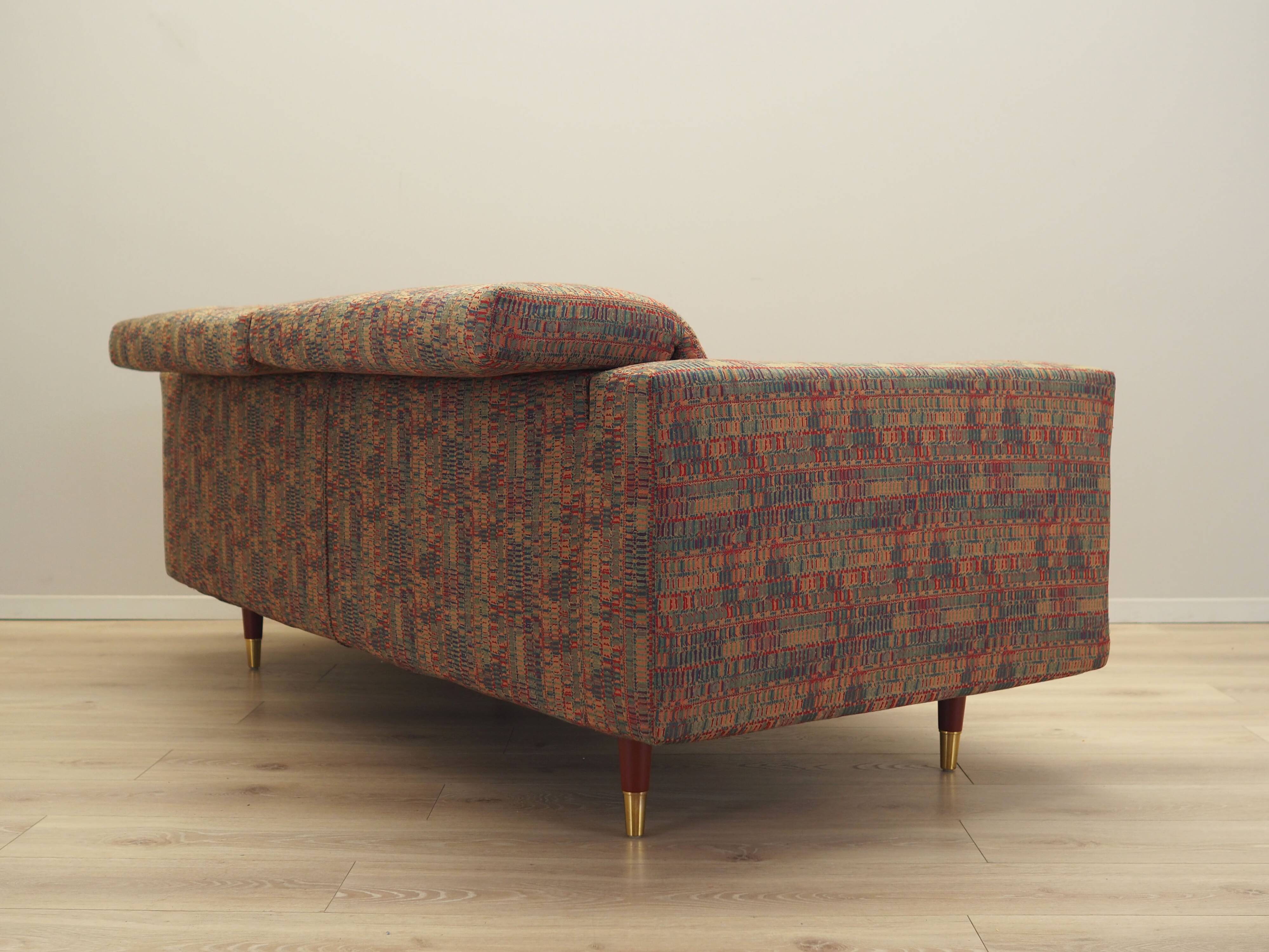 Sofa, Italian design, 1960s, manufacturer: B&B Italia