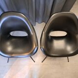 Pair of armchairs in skaï and black steel