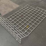 Minimalist white wire coat rack from mid-century Germany, 1960s.