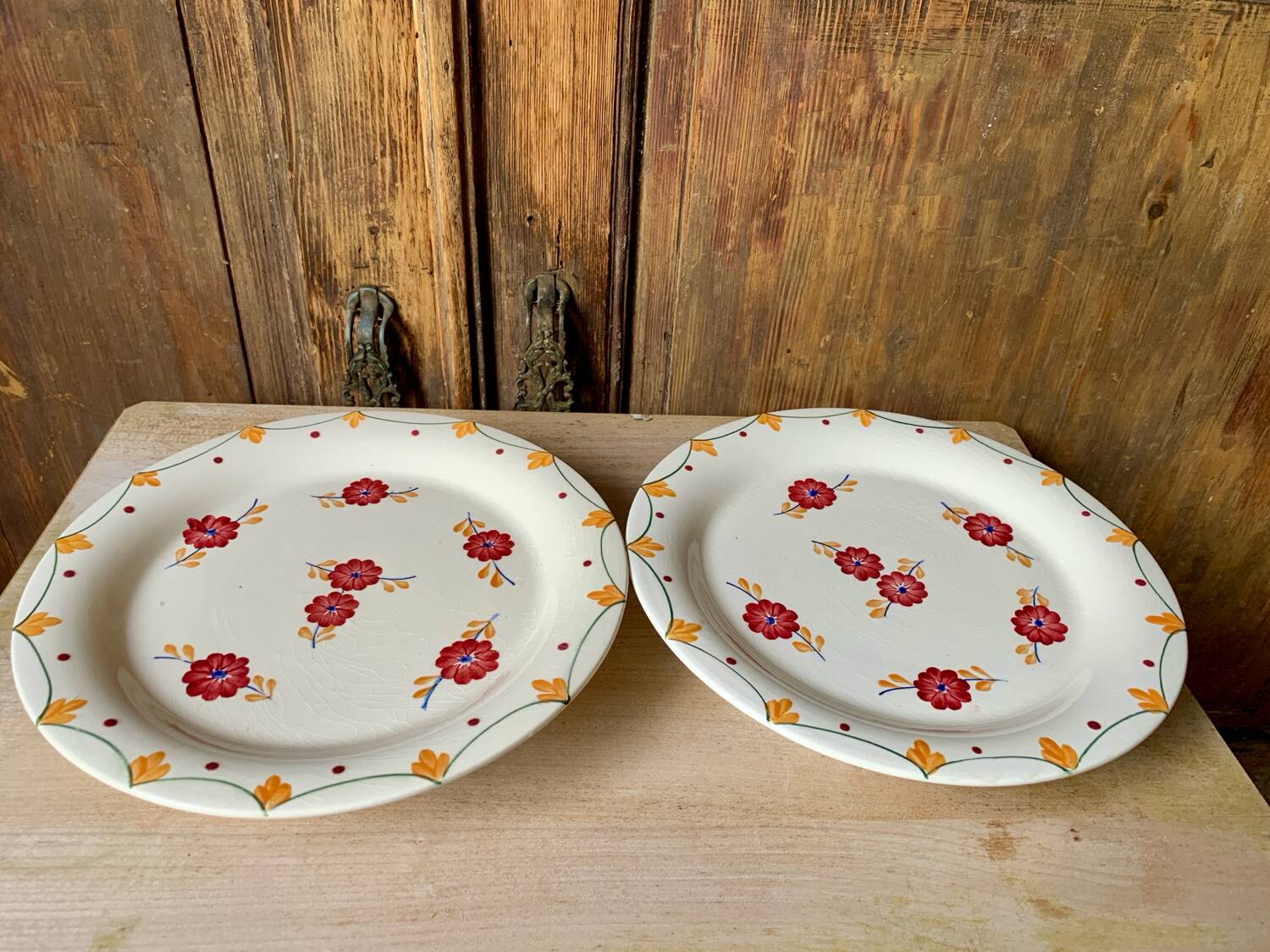 Two old Longwy Bagdad pedestal plates