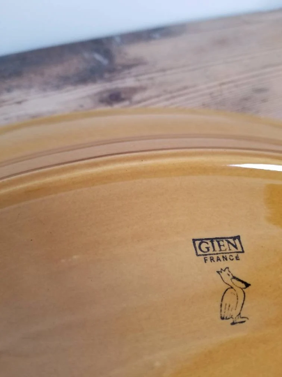 Serving dish in mustard gien earthenware