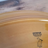 Plat de service en faïence de gien moutarde