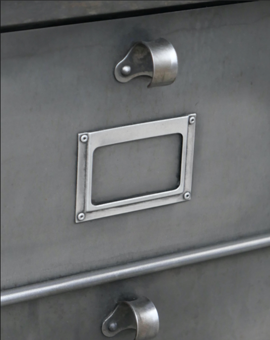 Strafor locker storage unit