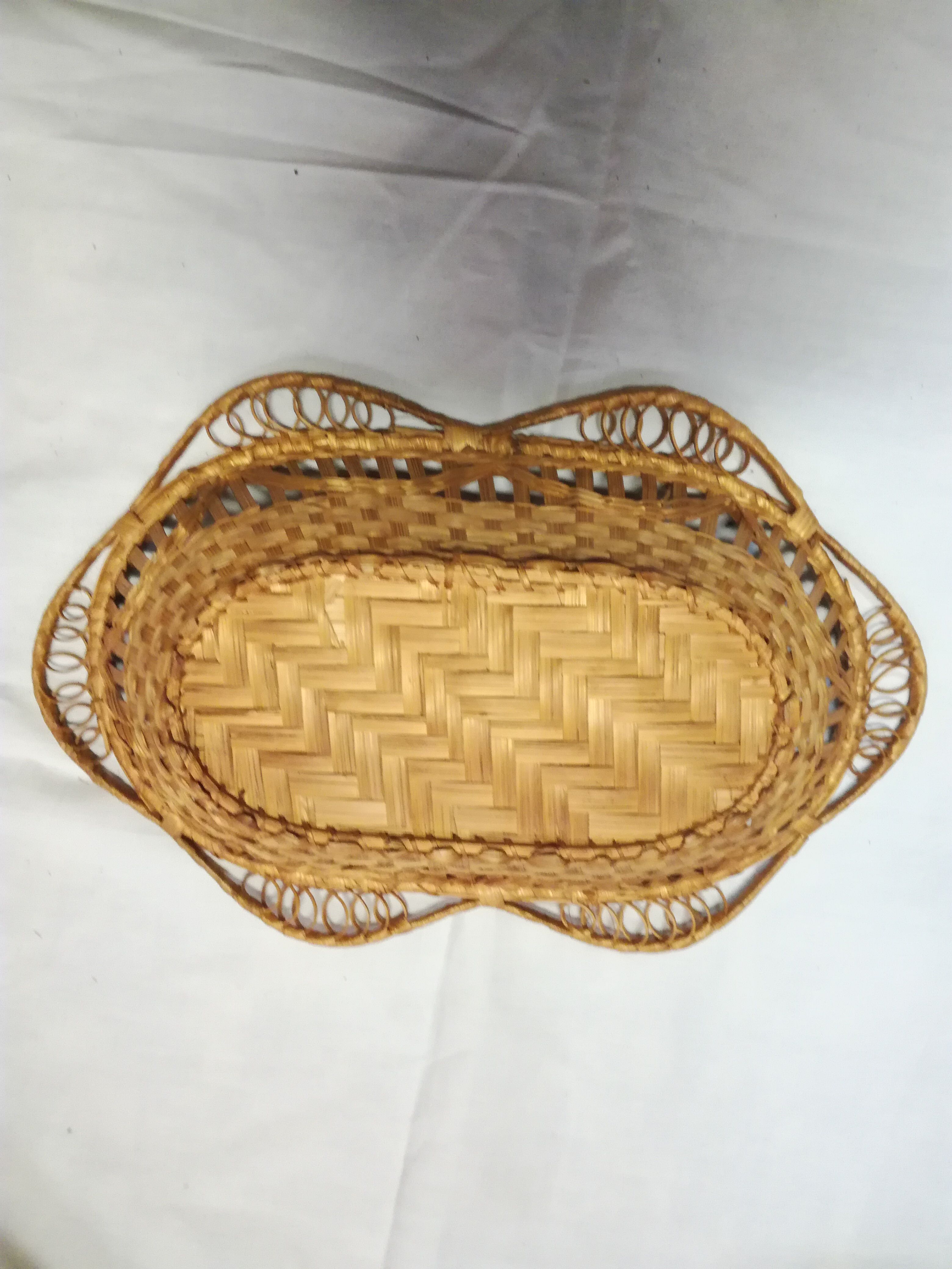 Vintage trends rattan basket