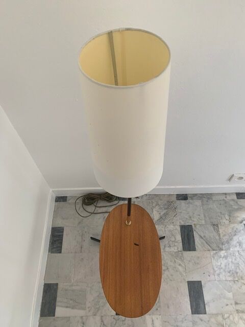 Floor lamp
