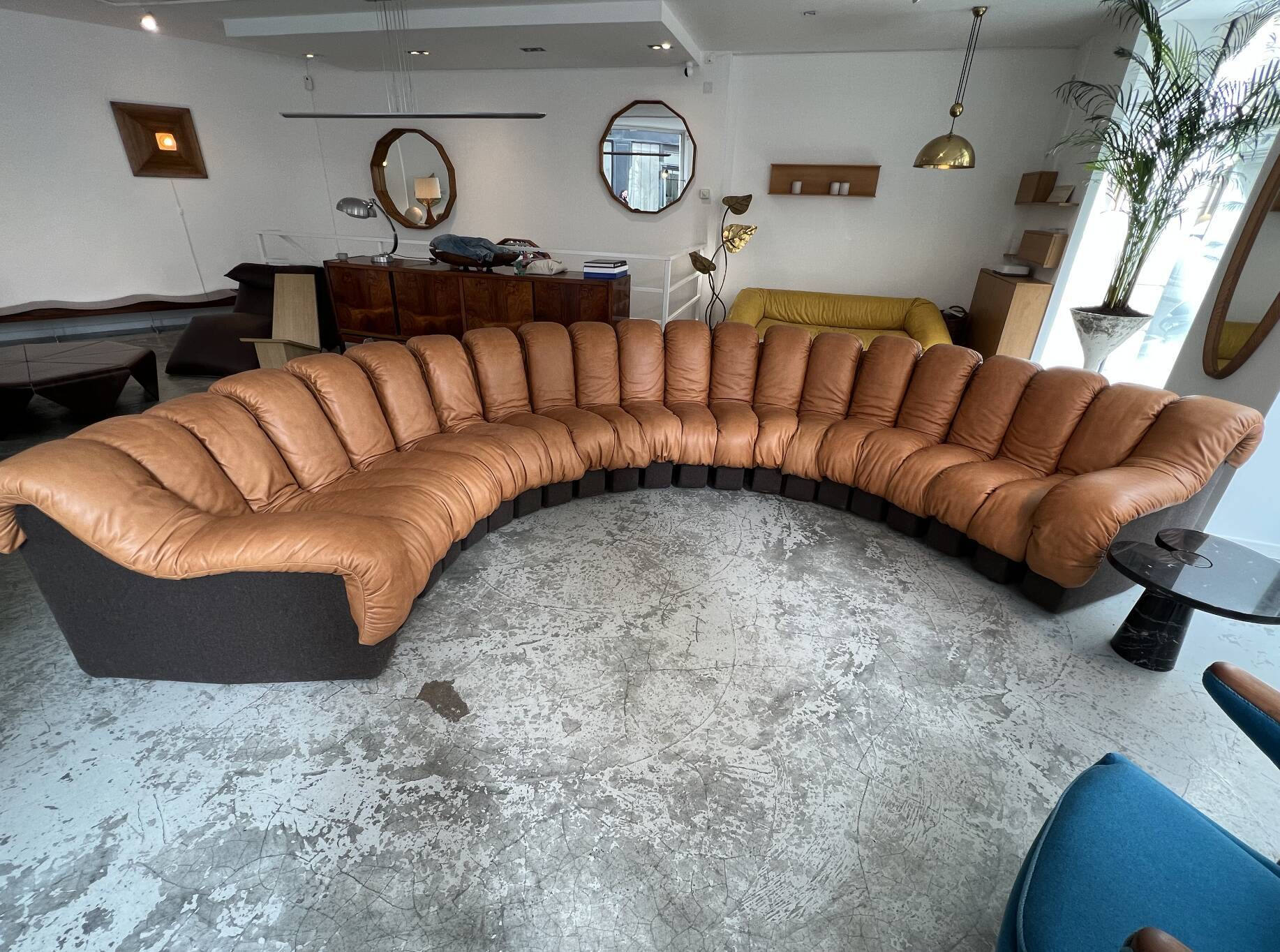 Sofa DS-600 de, Ueli Berger, Eleonore Peduzzi-Riva, Heinz Ulrich, Klaus Vogt for De Sede 1972