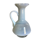 Carafe en opaline ancienne