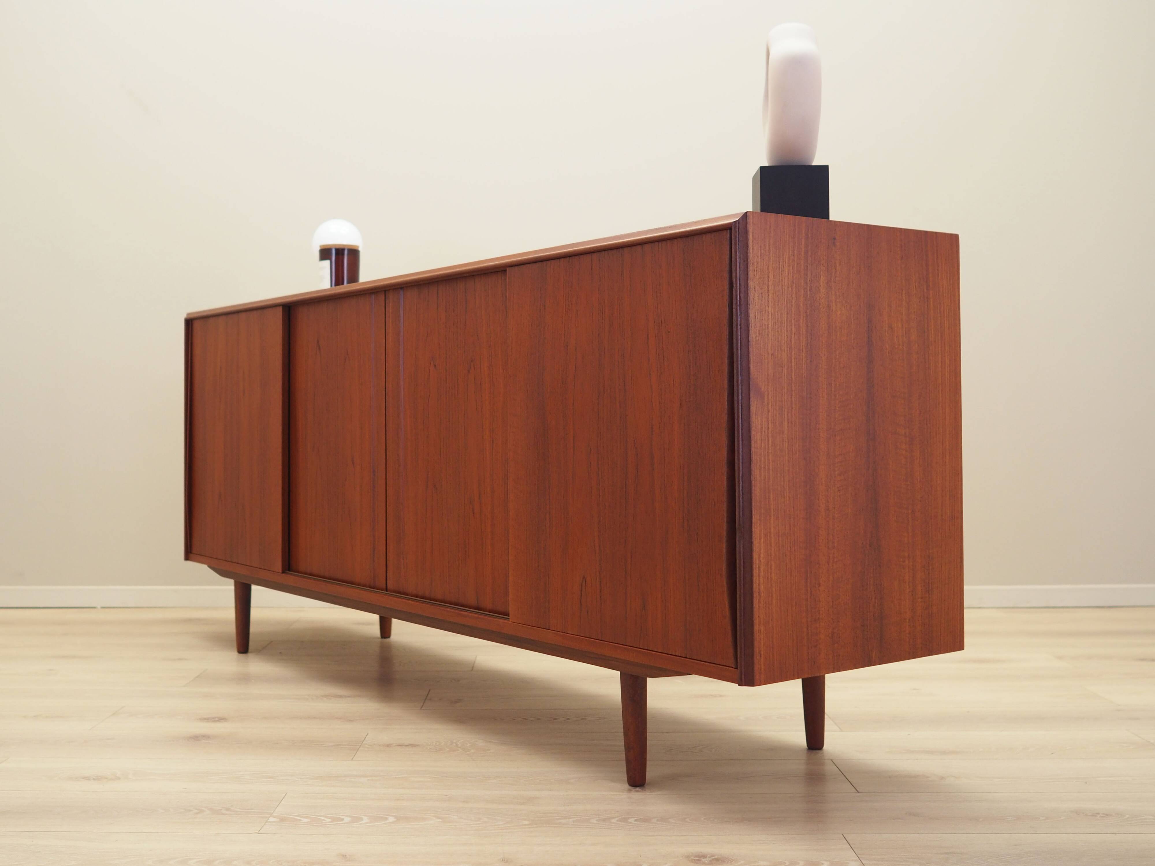 Teak sideboard, Danish design, 1960s, designer: E.W. Bach