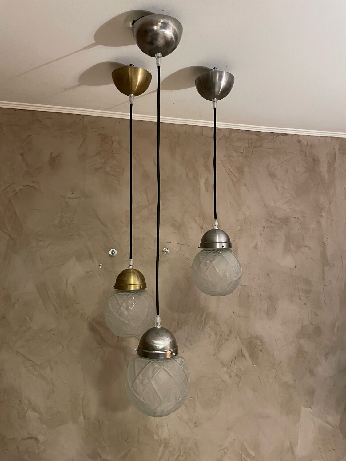 Art deco pendant lamps