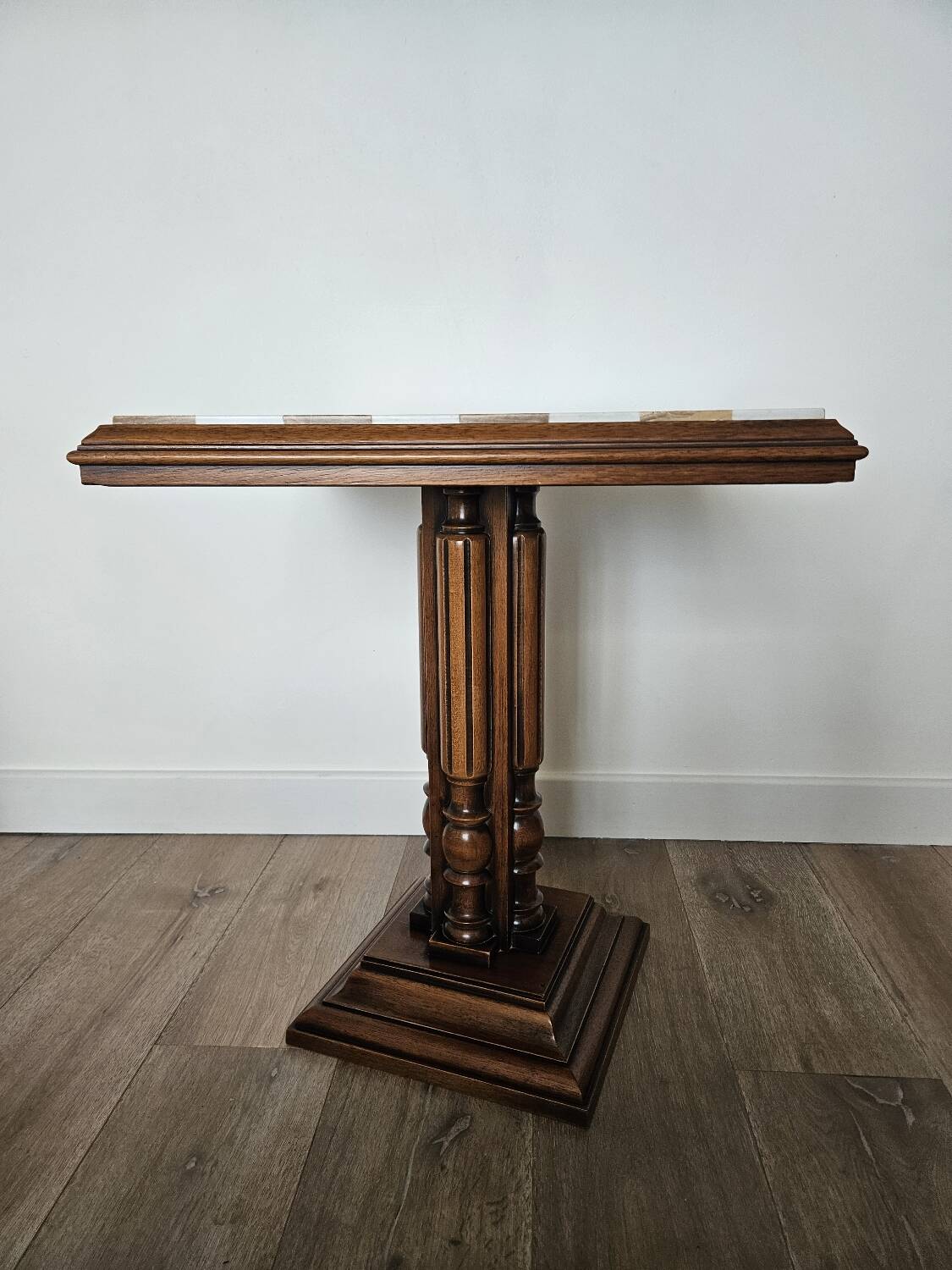 Onyx chess table on wooden stand