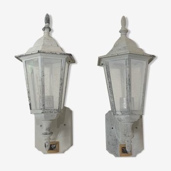 Pair of outdoor wall lamps