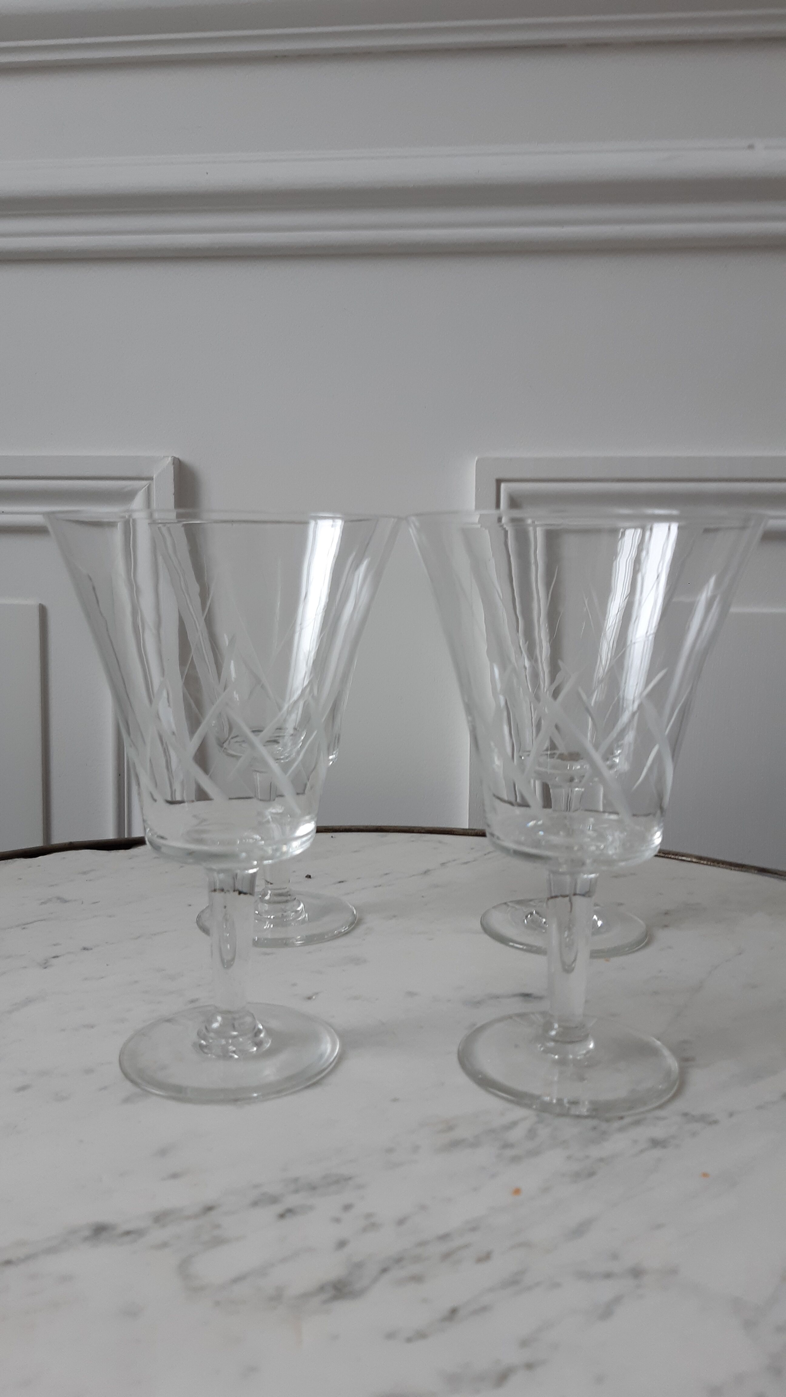 Set of 4 crystal wine glasses engraved 50-60s