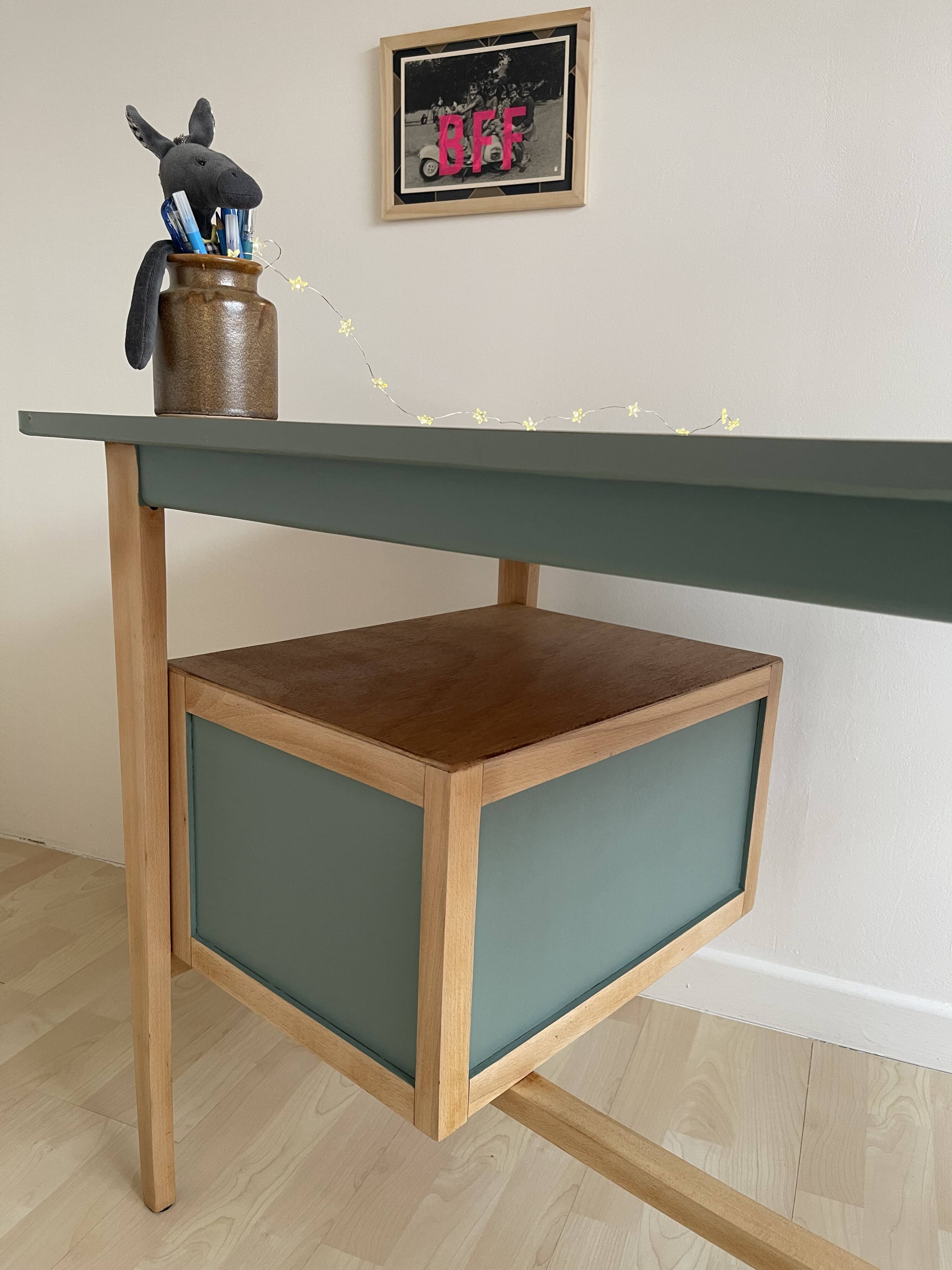 Bureau scandinave vintage