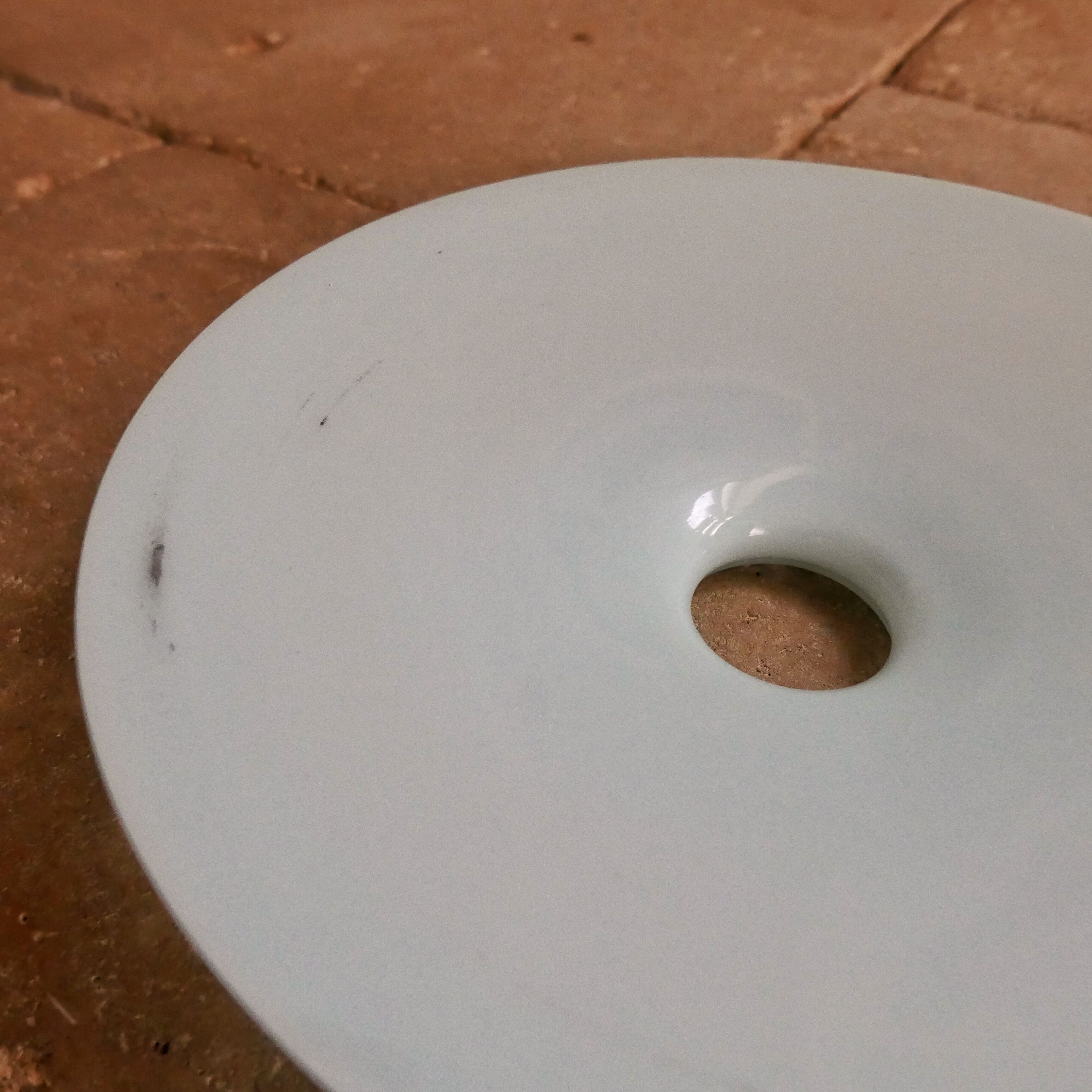 Suspension en opaline - mint - minimaliste