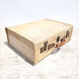 Old suitcase Icarus Paris