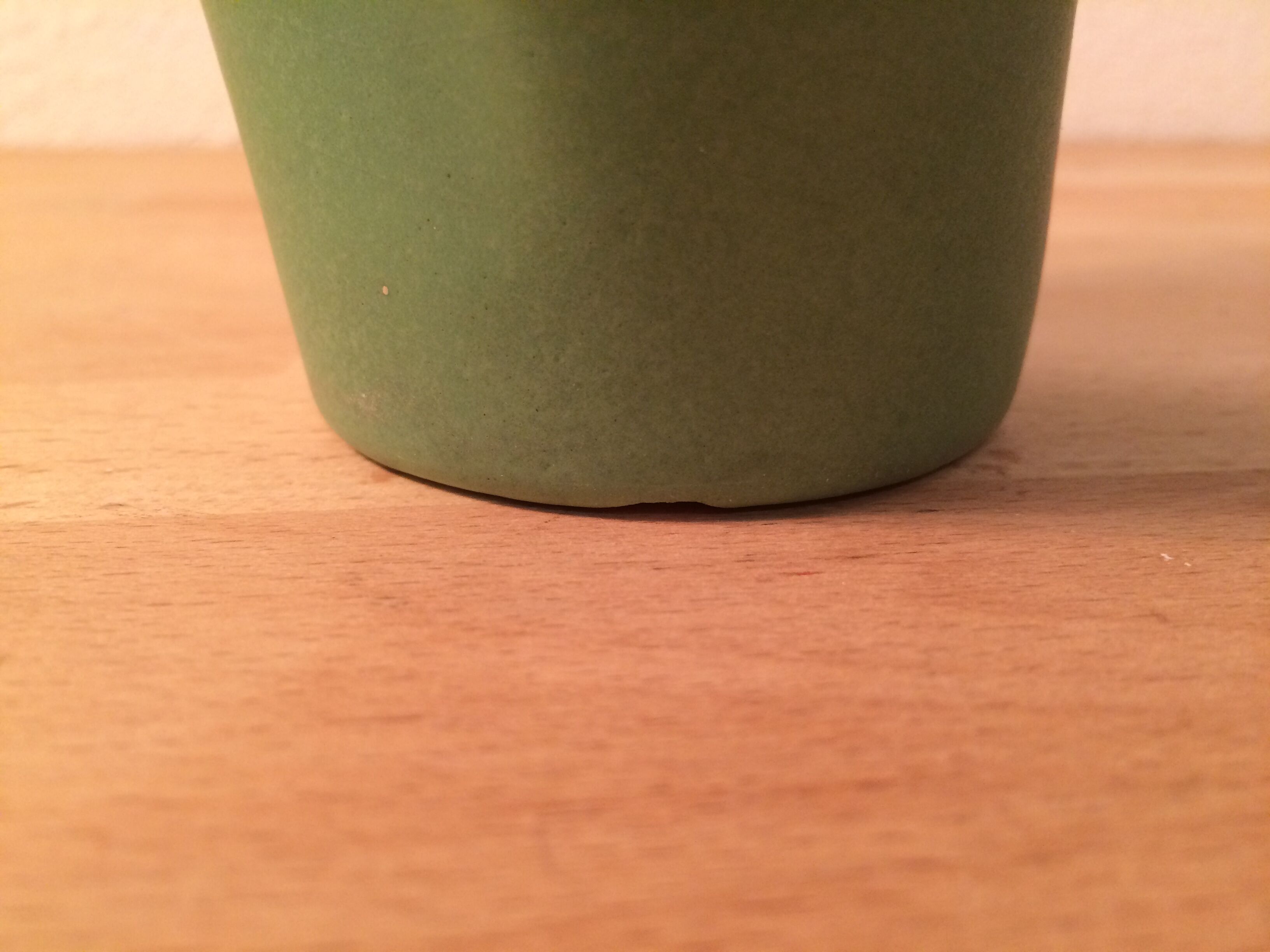 Vase Elchinger trilobed ceramic two-tone green black 60s