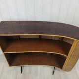 Vintage wicker bar and its two stools