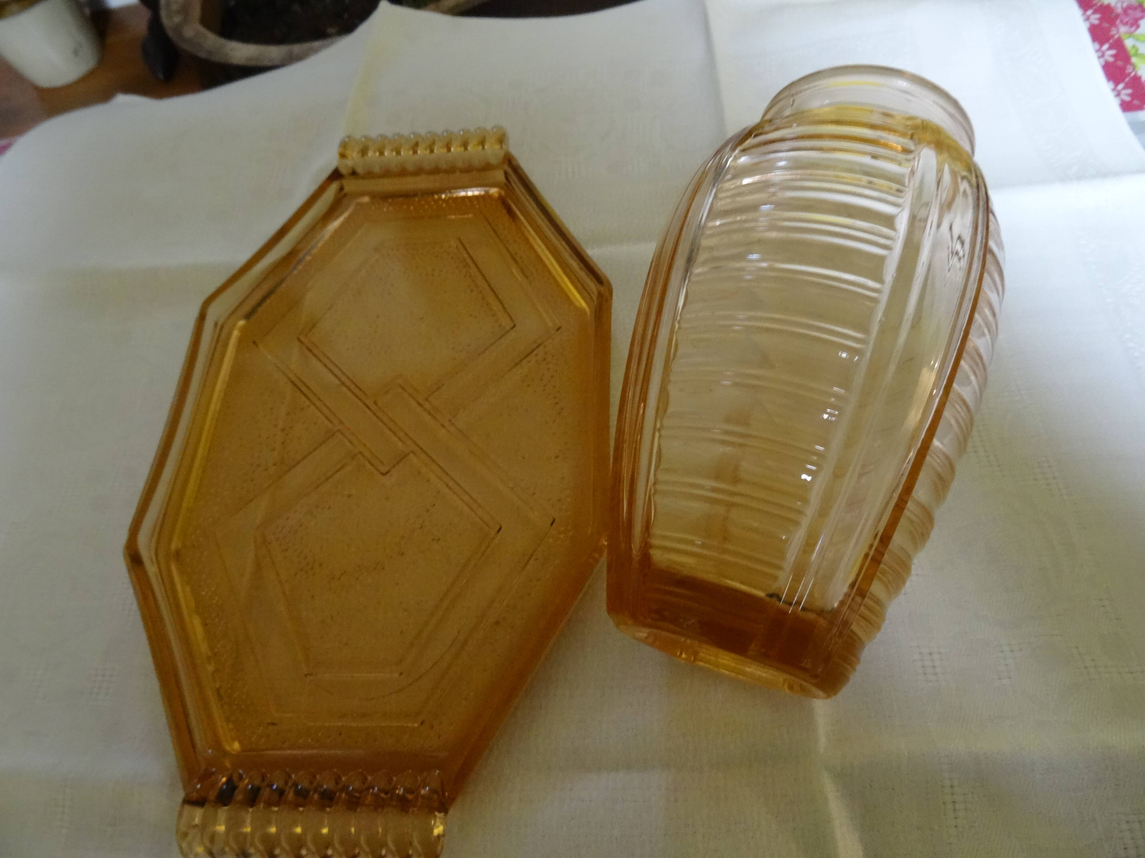 Art deco dish