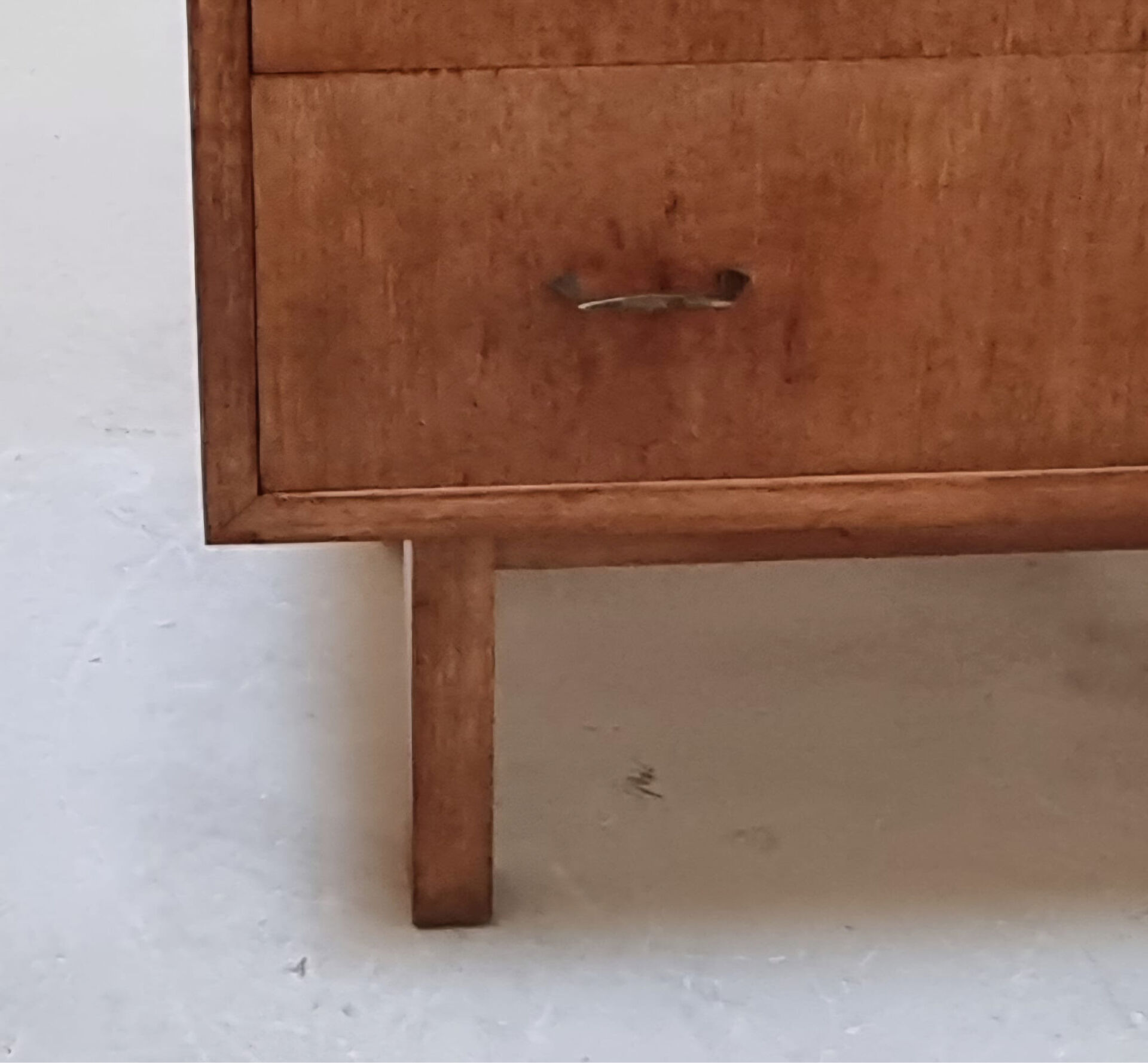 Mid-century drawer cabinet