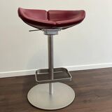 Wagner W Club stool