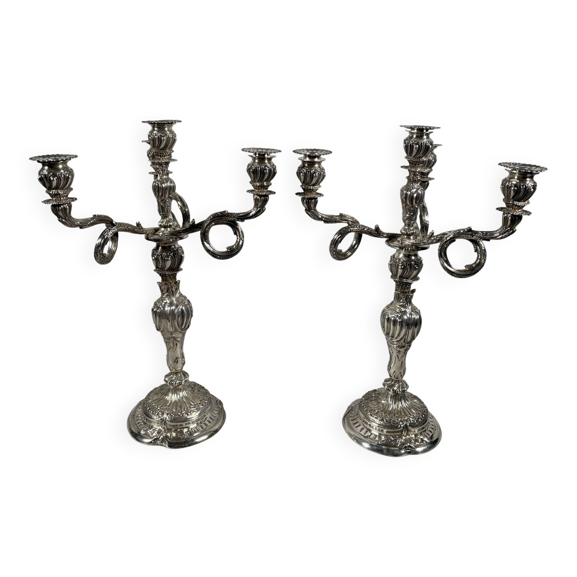 Pair of rocaille candelabra in solid 950 silver Louis XV style