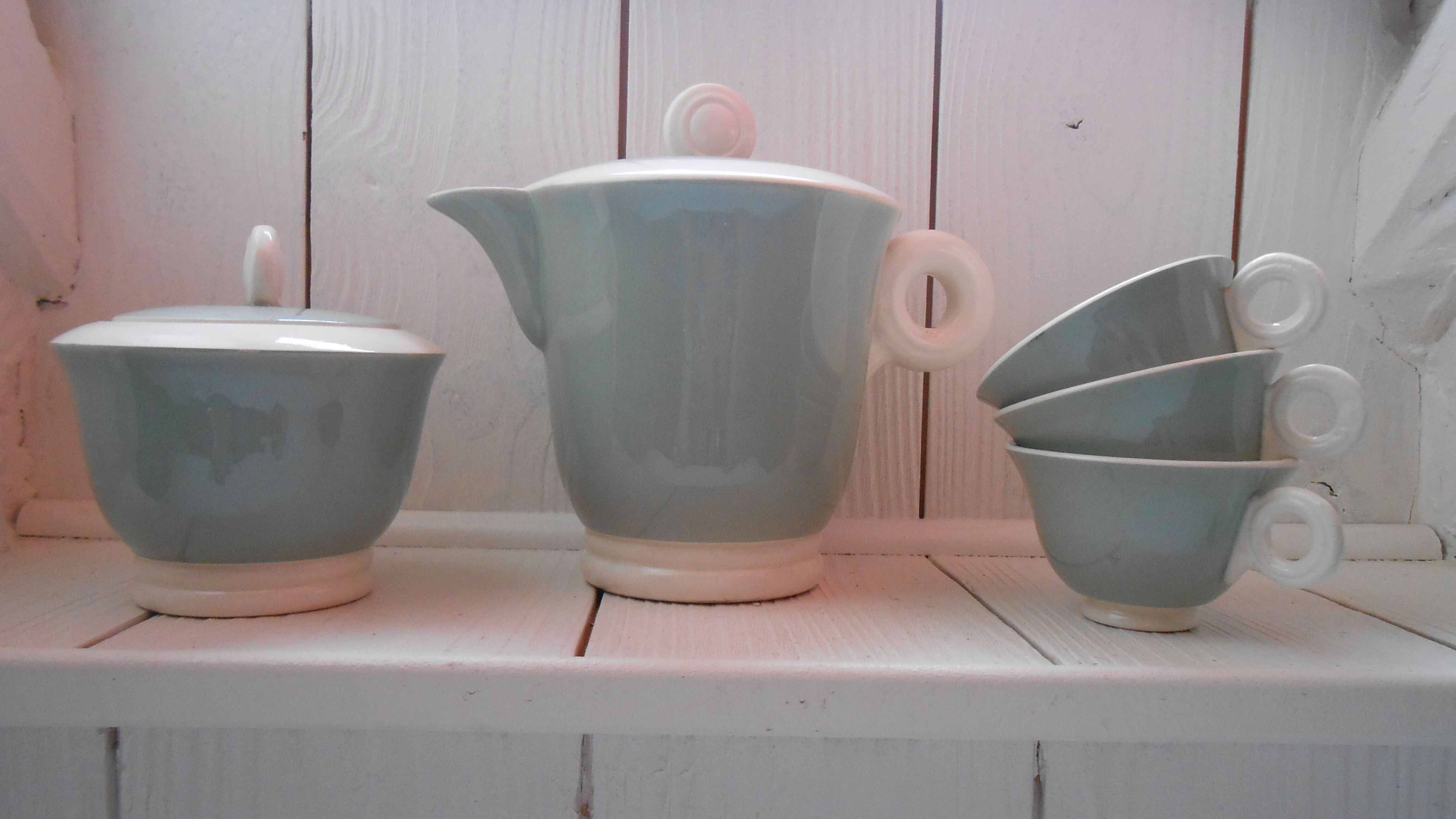 Coffee pot, sugar pot and cups Digoin