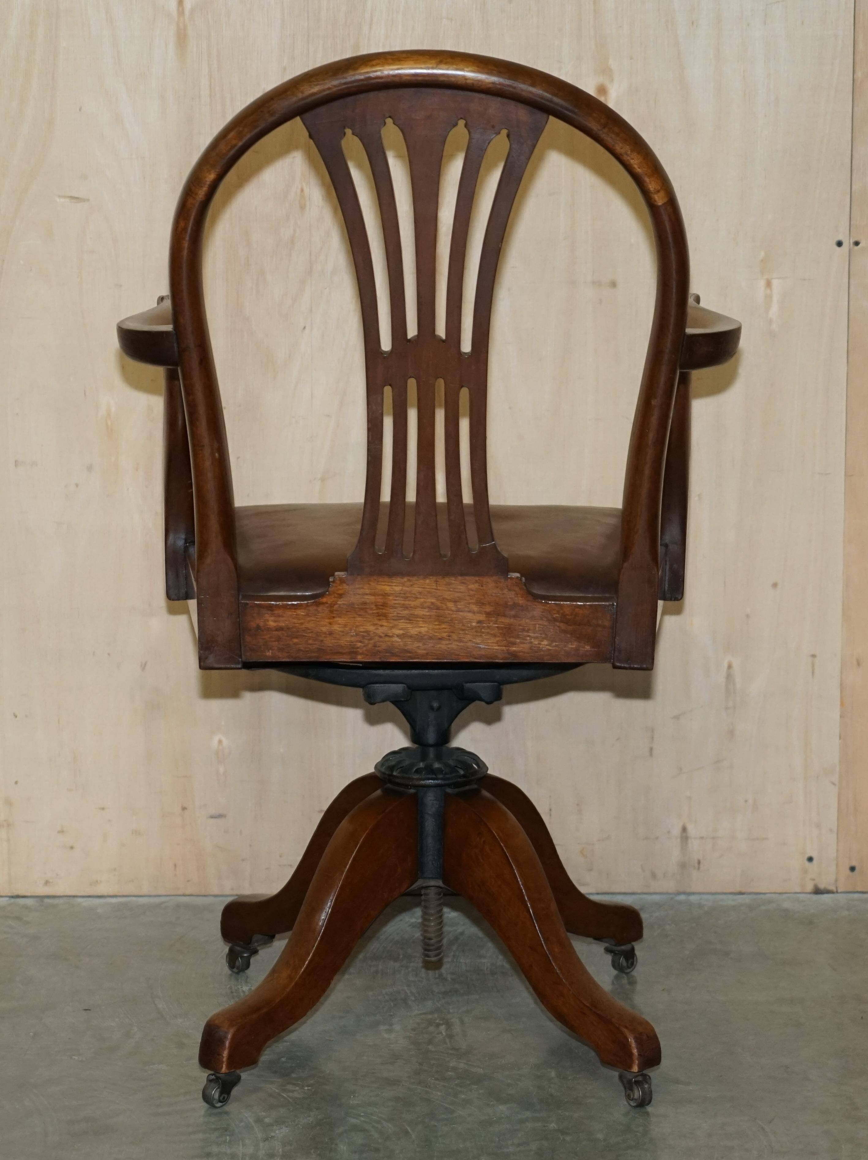 Chaise de capitaine antique George Hepplewhite 1880 cuir