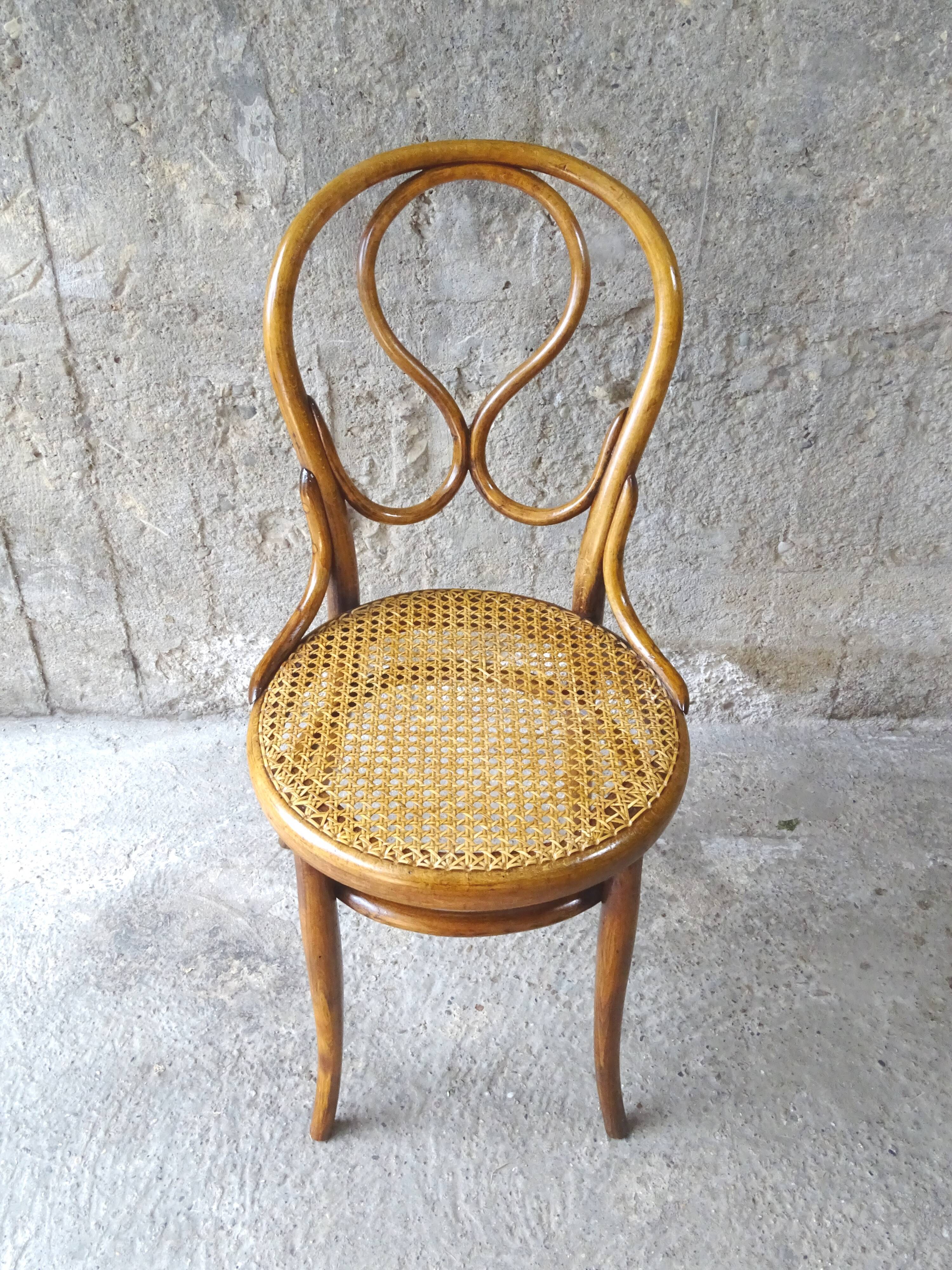 Chaise bistrot de vienne Thonet n°20, oméga cannée - ca, 1875