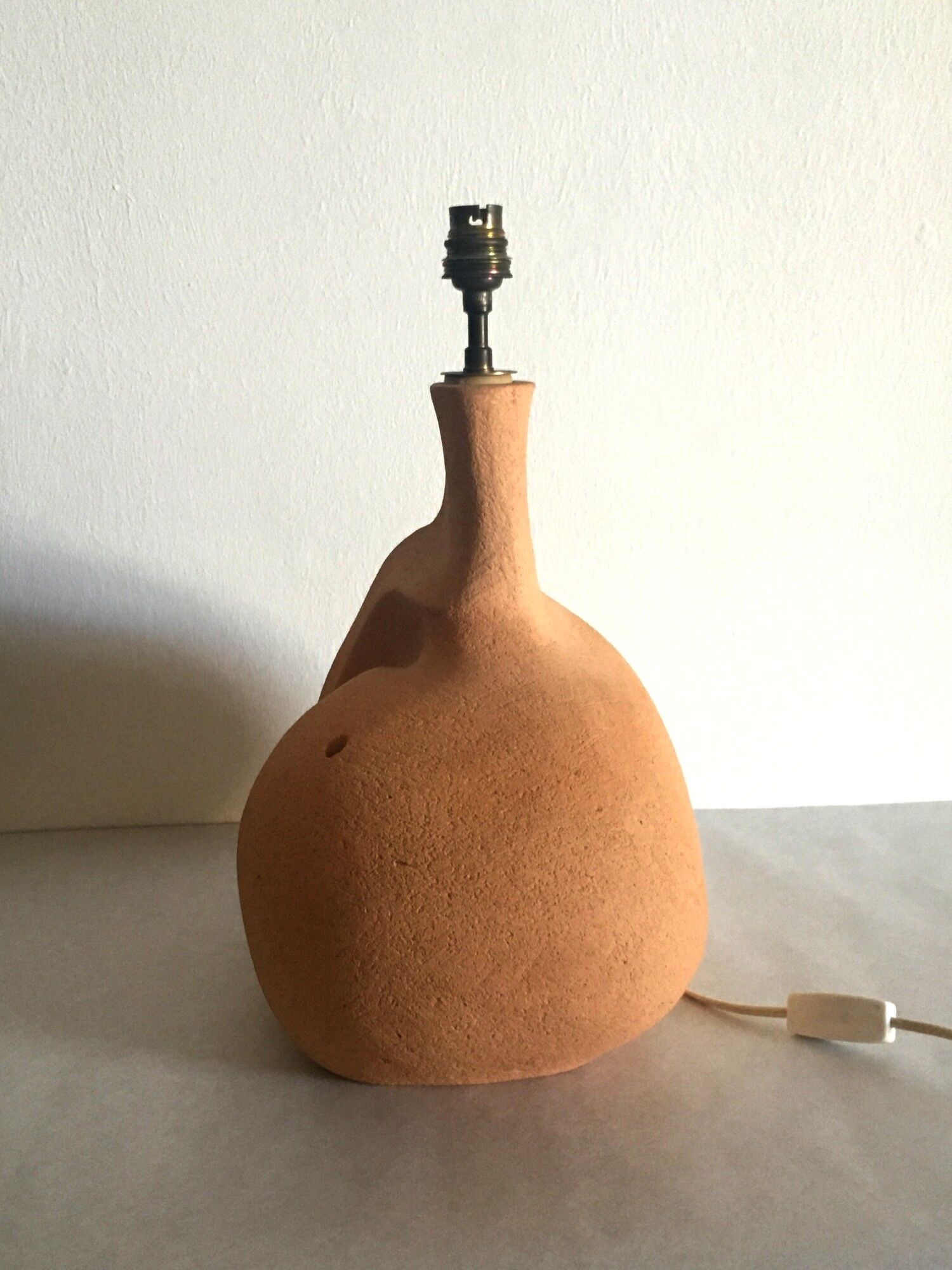 Lampe en pierre vintage années 70
