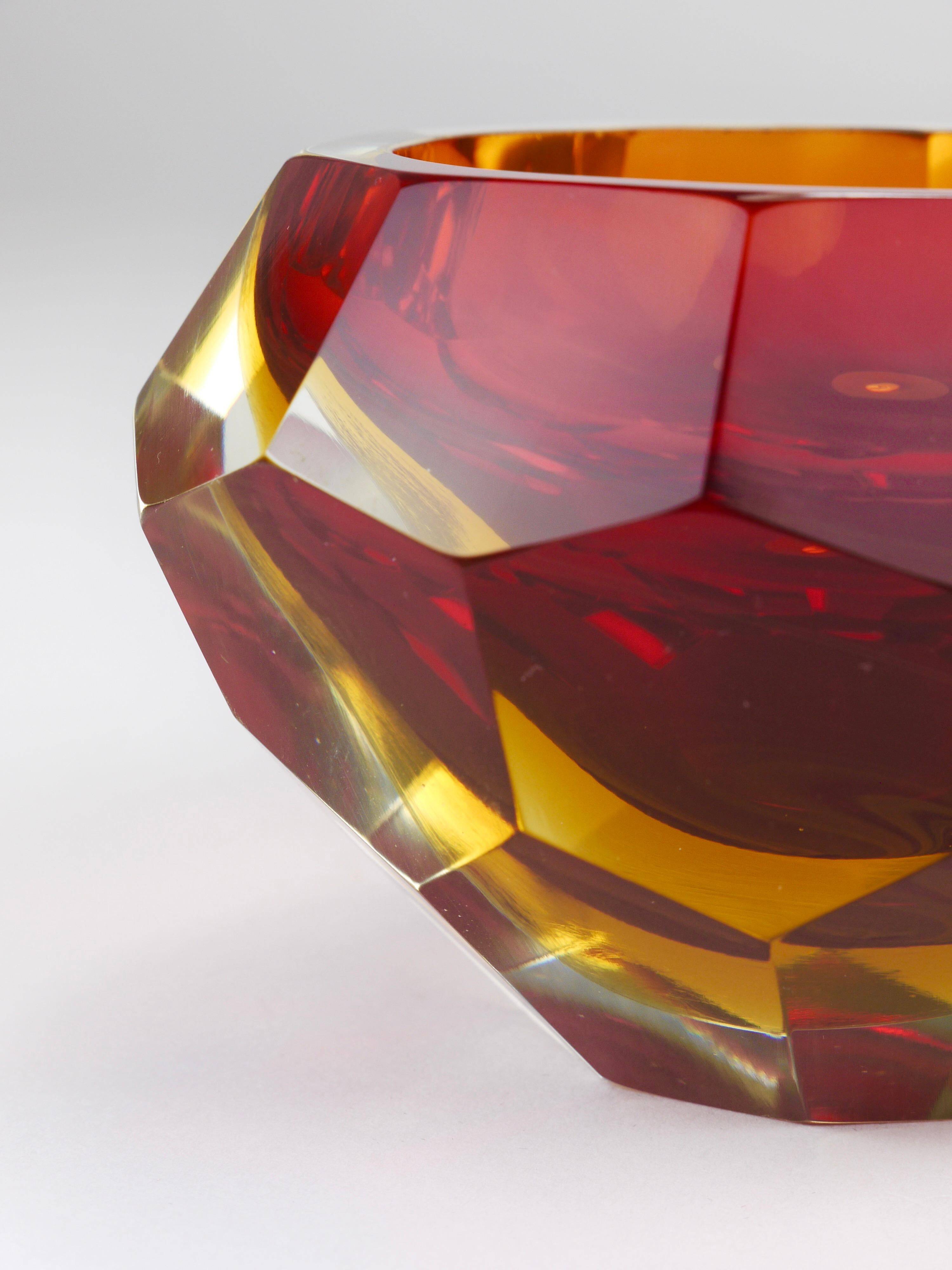 Mandruzzato Sommerso Bol Facetté en Verre Murano pour Caviar, Italie, 1960s