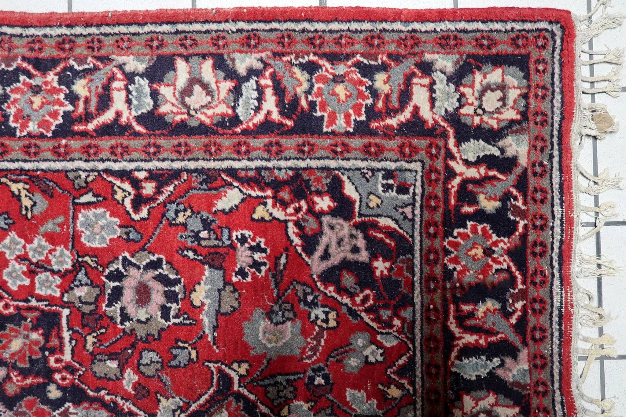 Handmade vintage Persian Hamadan rug 132cm x 196cm, 1950s