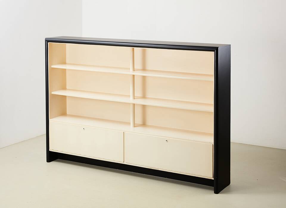 Rare modernist Cabinet by Willem Penaat for Metz & Co Netherlands 1925