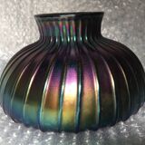 Vase with flat ribbed iridescent glass "peacock feather"