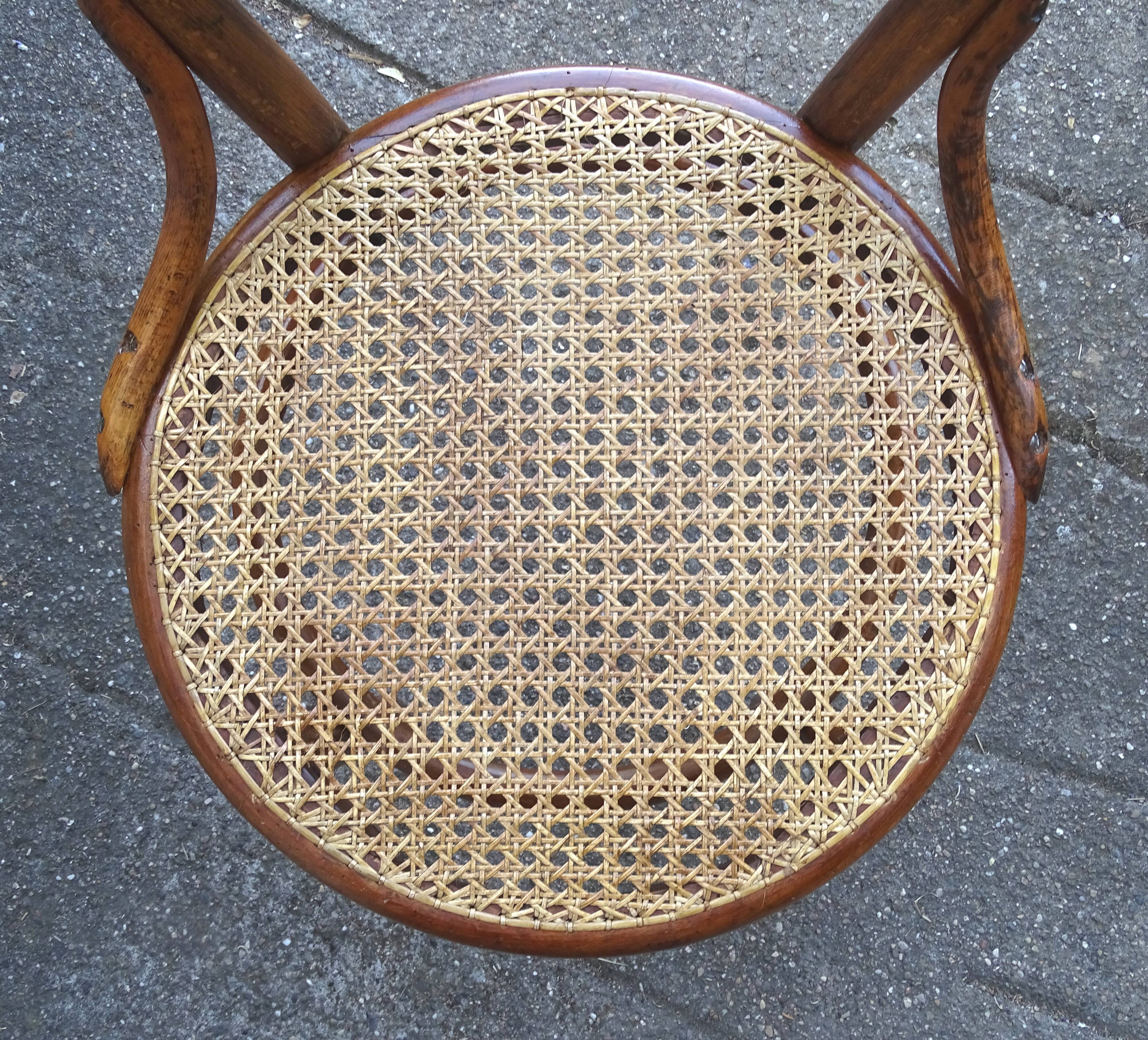 Vienne Thonet No.10 cannée bistro chair 1880