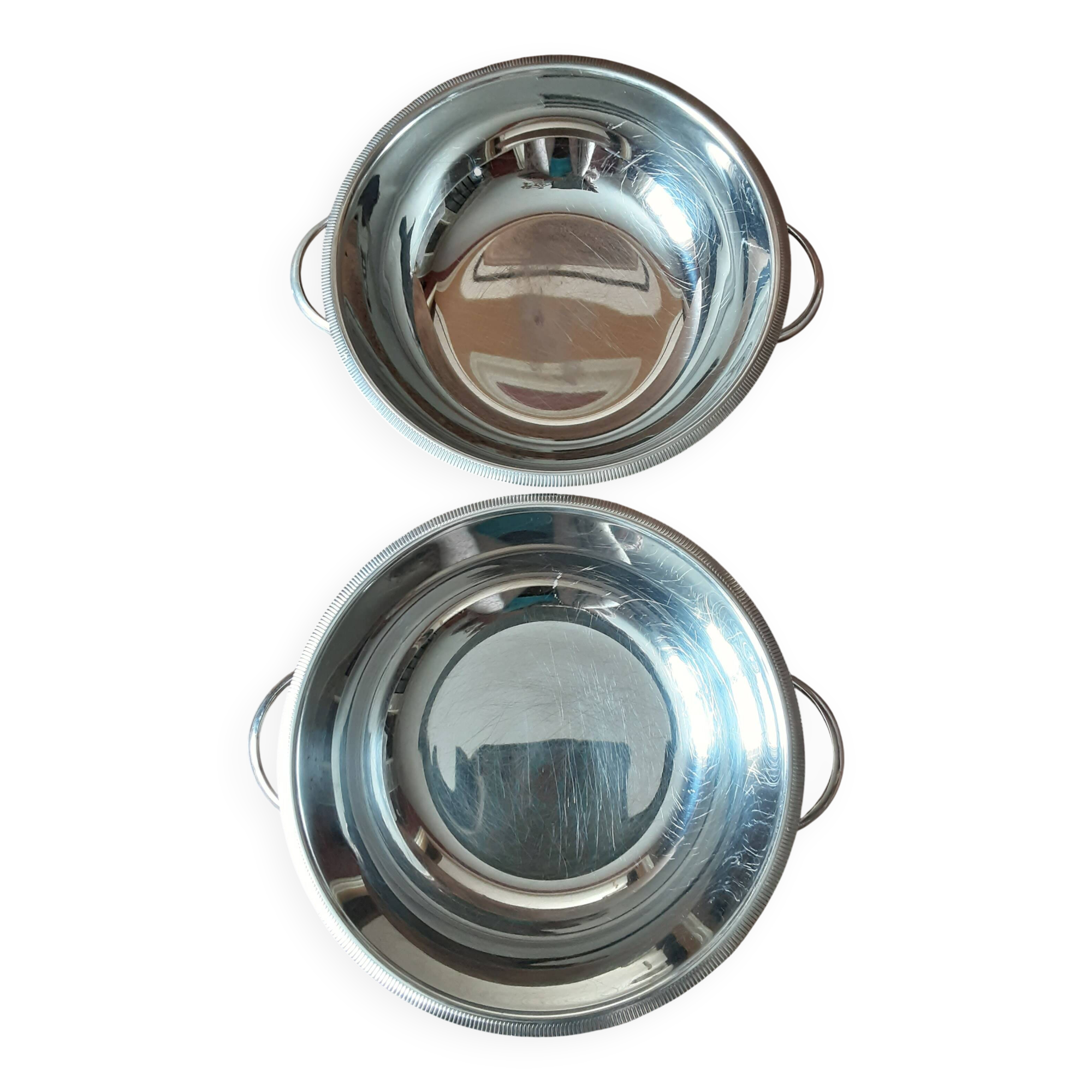 Set of 2 stainless steel salad bowls