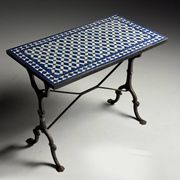 Table d'appoint en mosaïque et fonte