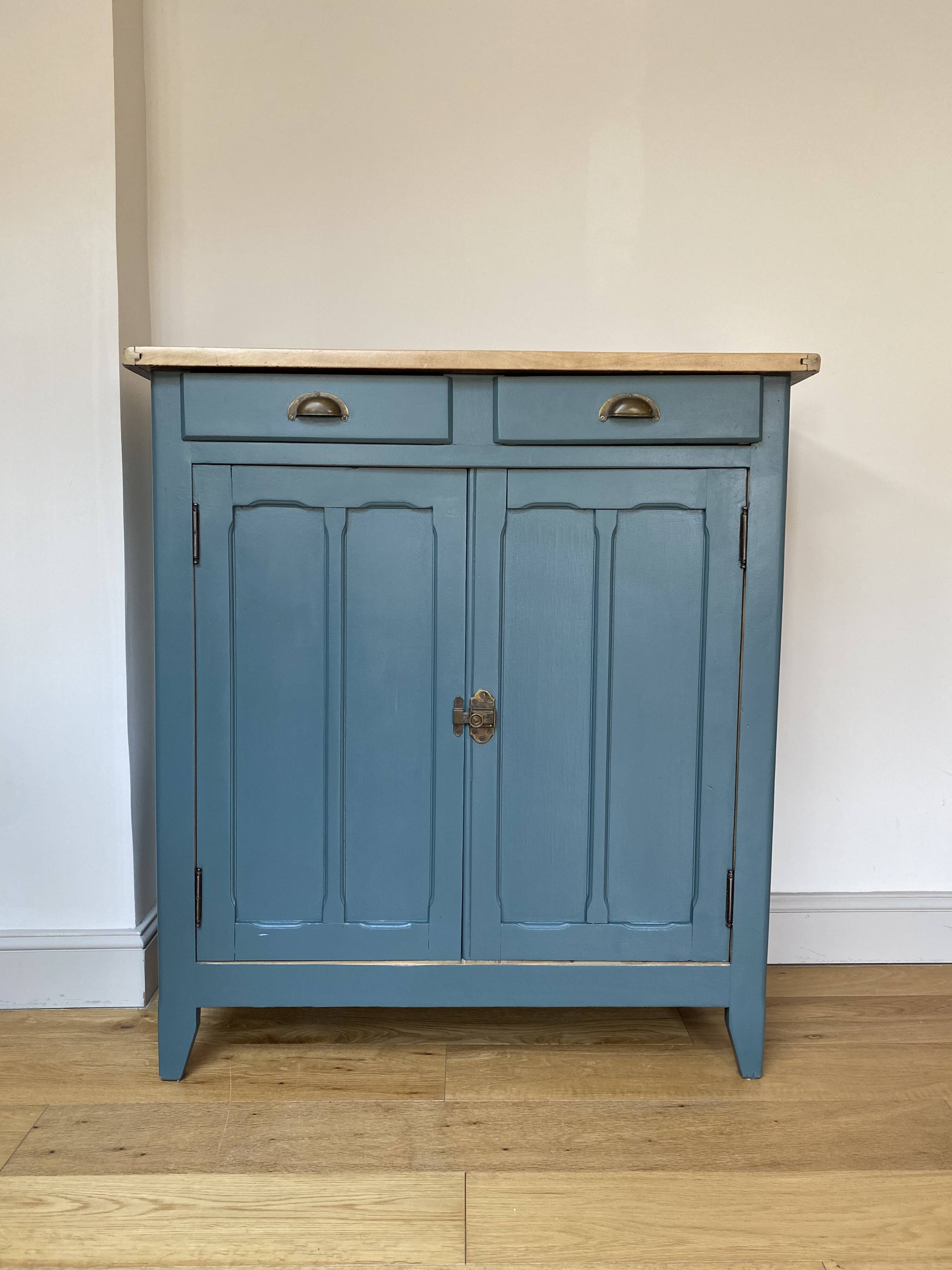 Buffet parisien / vintage